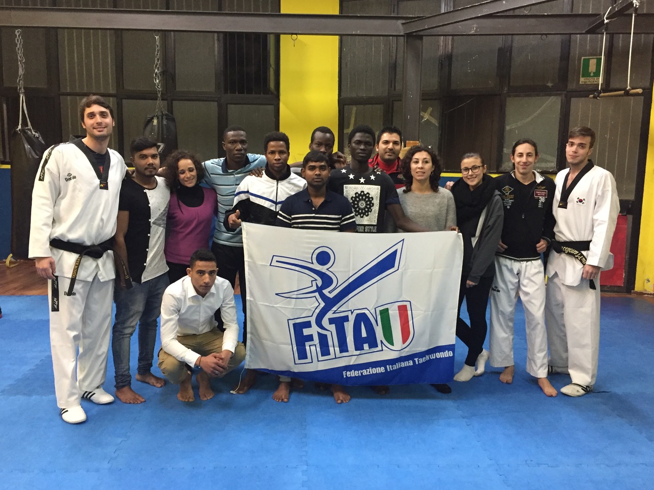 Lezioni gratuite ai migranti, Taekwondo e solidarietà a Palermo.