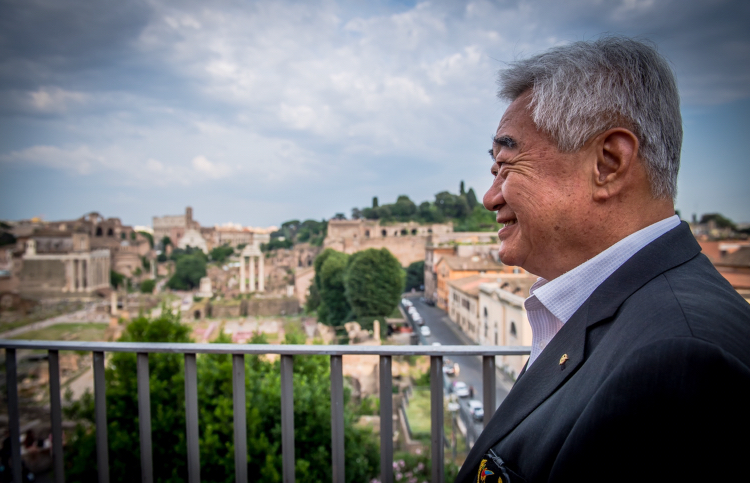 Congratulazioni del Presidente della World Taekwondo, Chungwon Choue, ad Angelo Cito