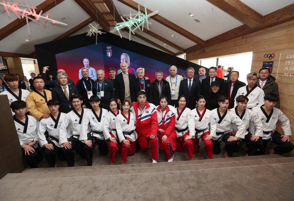 Olimpiadi: il Taekwondo unisce le due Coree a CASA ITALIA. Guarda il video che ha fatto il giro del mondo.