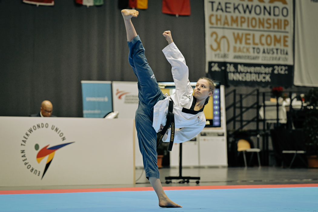 Medagliere Italiano si arricchisce: un Argento e 5 Bronzi nella seconda giornata dei Campionati Europei di Forme e Freestyle 